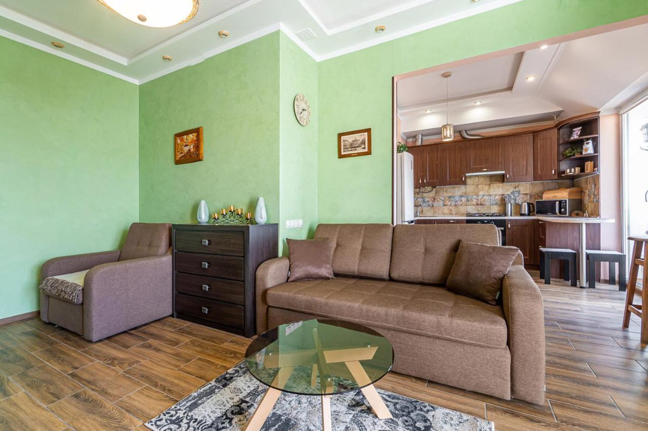 Apartments “U Prawnika” Лвив Екстериор снимка