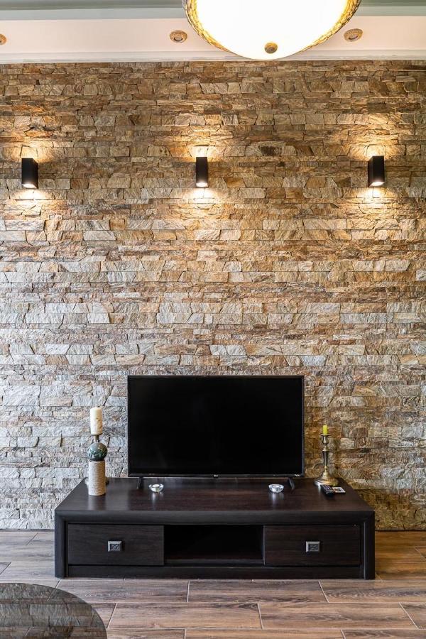 Apartments “U Prawnika” Лвив Екстериор снимка